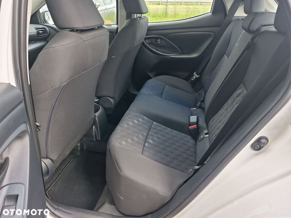 Toyota Yaris 1.5 Comfort - 11