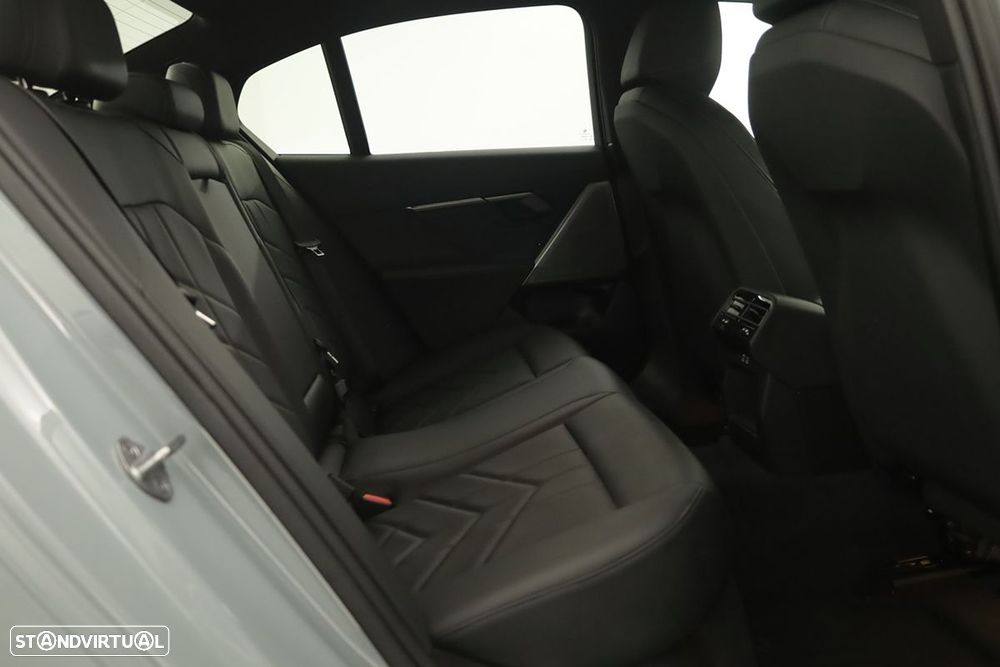 BMW 520 d Pack Desportivo M - 21