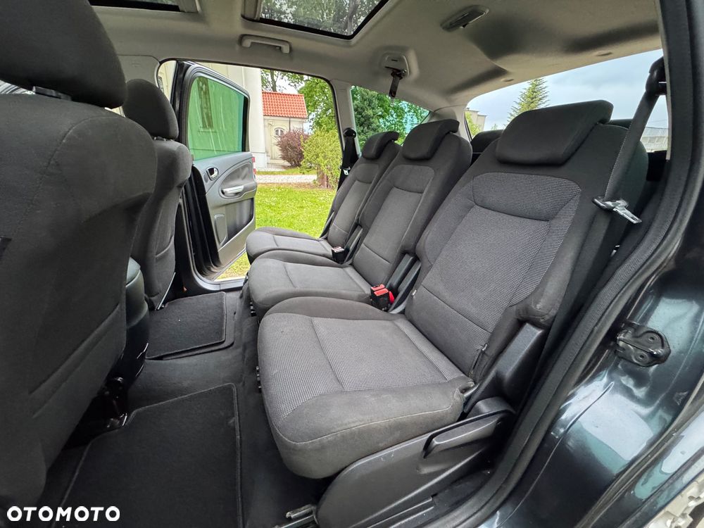 Ford S-Max - 27