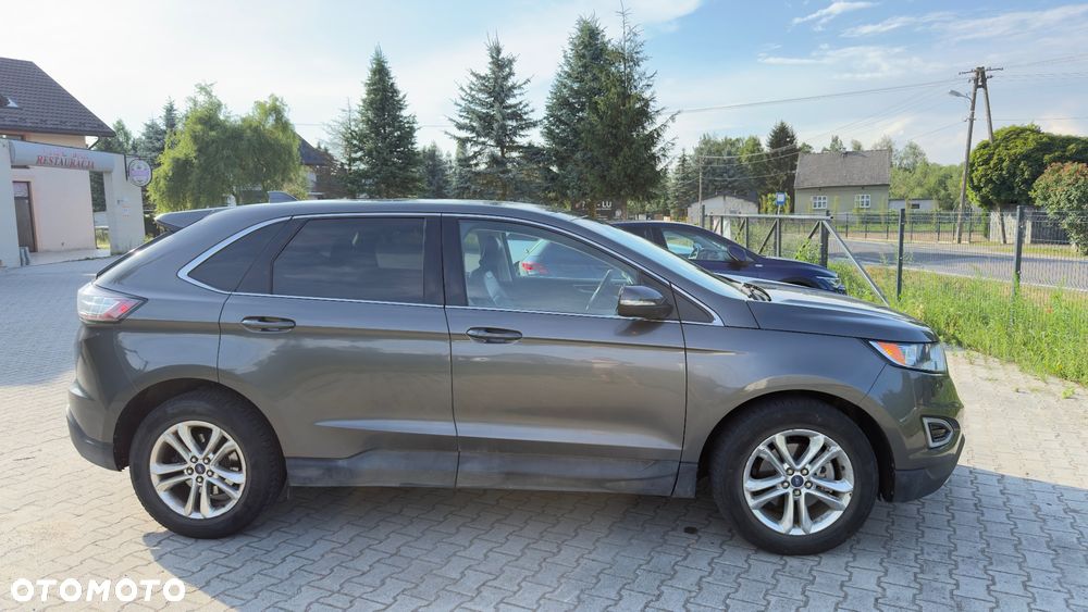 Ford Edge - 2