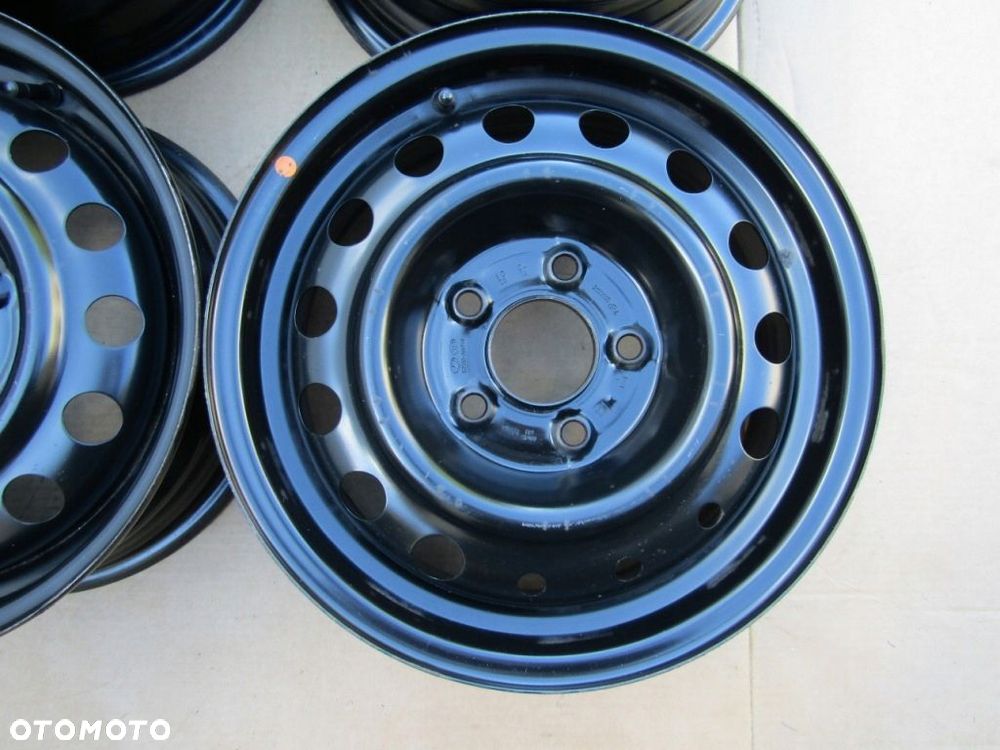 4x Felgi 15 Hyundai i30 I II ix20 Kia Ceed I II Venga 6j 5x114,3 ET46 - 10