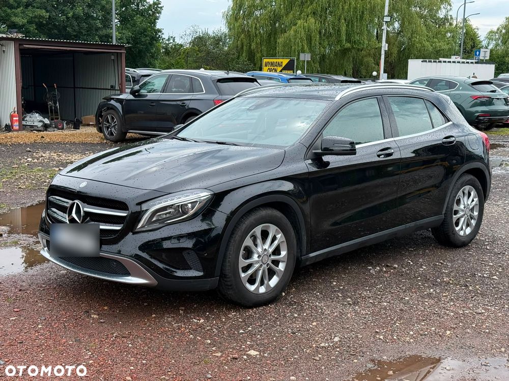 Mercedes-Benz GLA 200 7G-DCT - 2