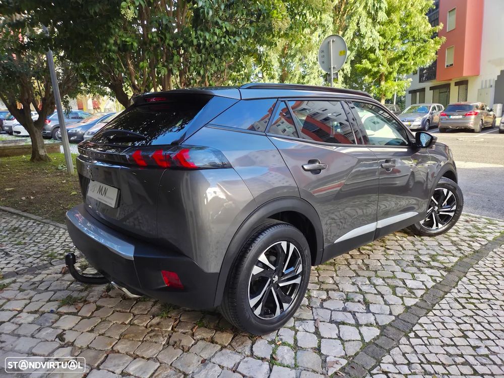 Peugeot 2008 1.2 PureTech Allure EAT8 - 4