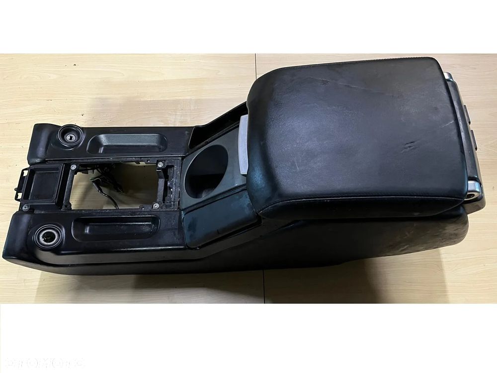 Tunel środkowy podłokietnik czarny RANGE ROVER 3 III LM L322 - 1