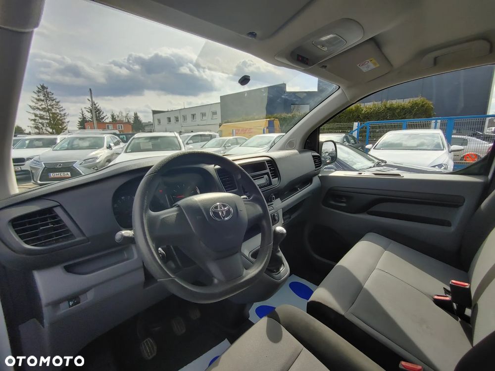 Toyota Proace - 11