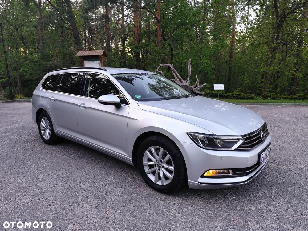 Volkswagen Passat 2.0 TDI (BlueMotion Technology) DSG Comfortline - 14