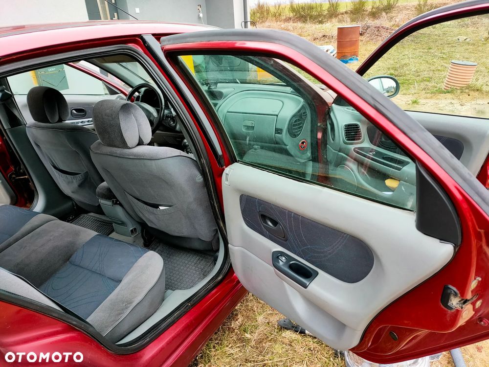 Renault Laguna - 18