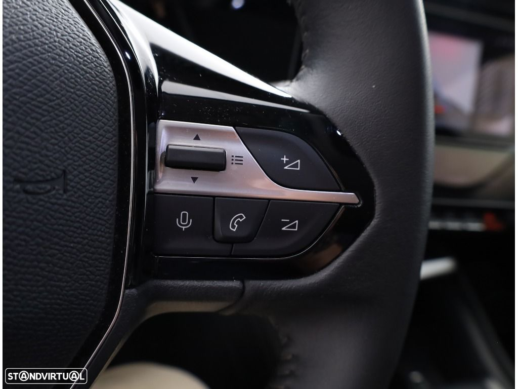 Peugeot 308 SW 1.2 PureTech Allure - 33