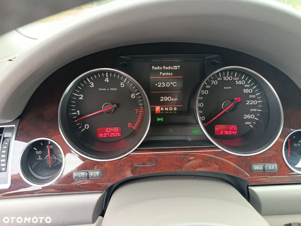 Audi A8 4.2 Quattro - 19