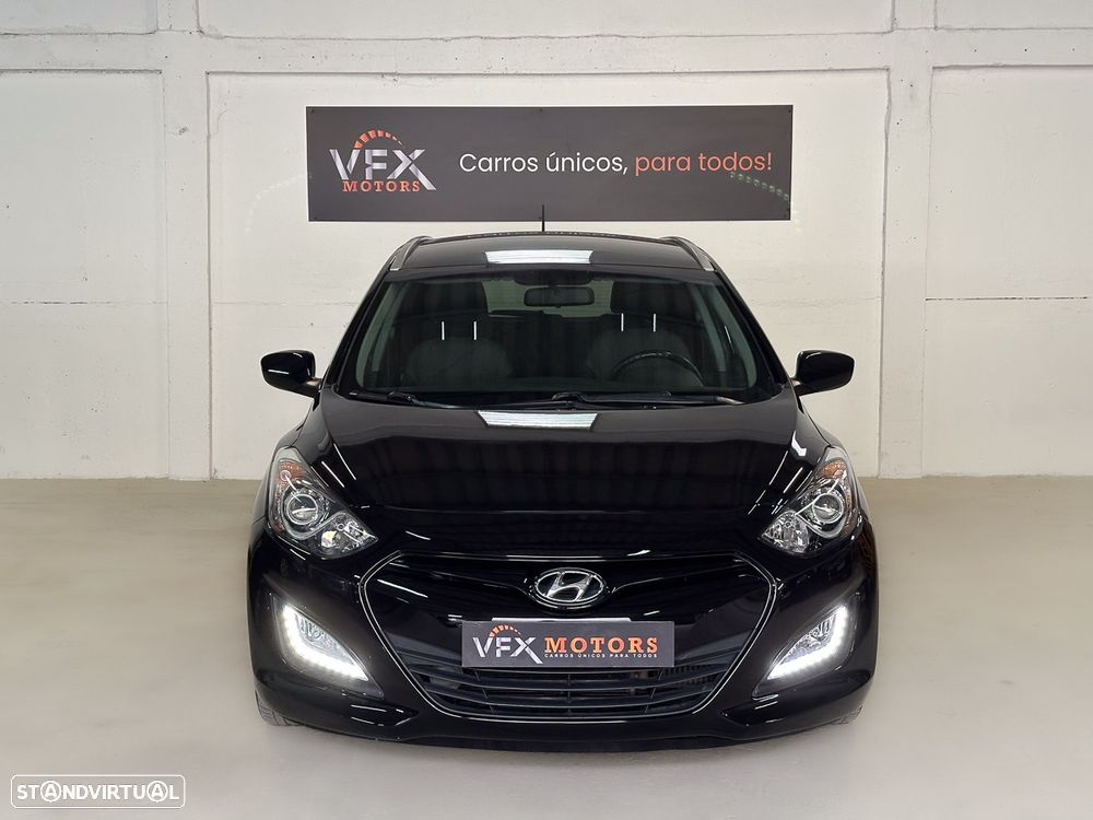 Hyundai i30 CW - 17