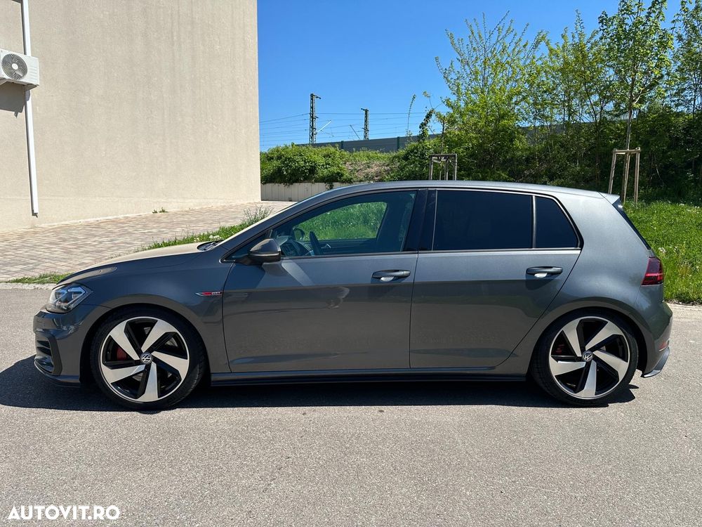 Volkswagen Golf 2017 photo 2