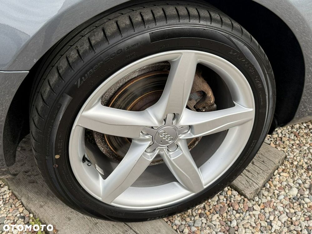 Audi A4 Avant - 13