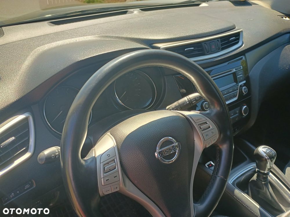 Nissan Qashqai - 16