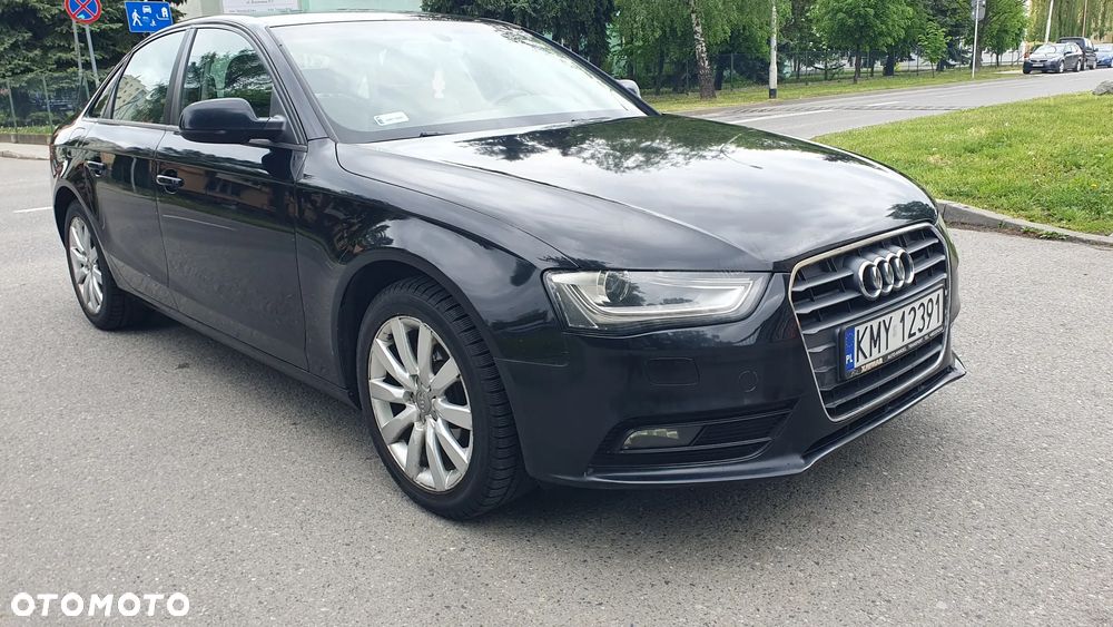 Audi A4 Limousine - 2