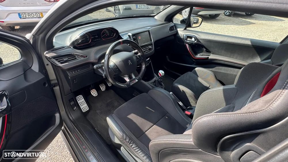 Peugeot 208 1.6 e-THP GTi by Sport - 20