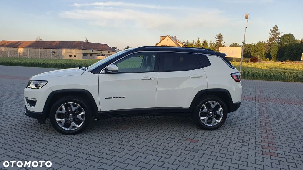 Jeep Compass - 4