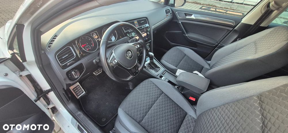 Volkswagen Golf 1.5 TSI ACT (BlueMotion Technology) DSG Highline - 9