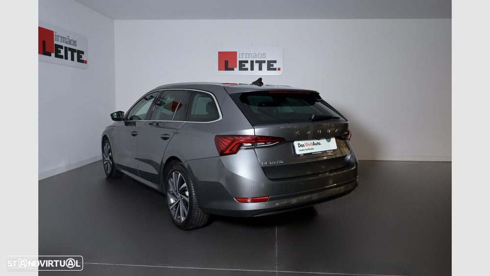 Skoda Octavia 1.4 TSI iV DSG - 21