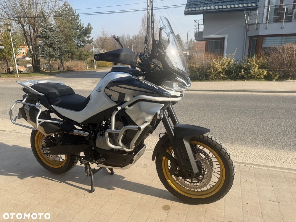 CFMoto 800MT Explore - 1