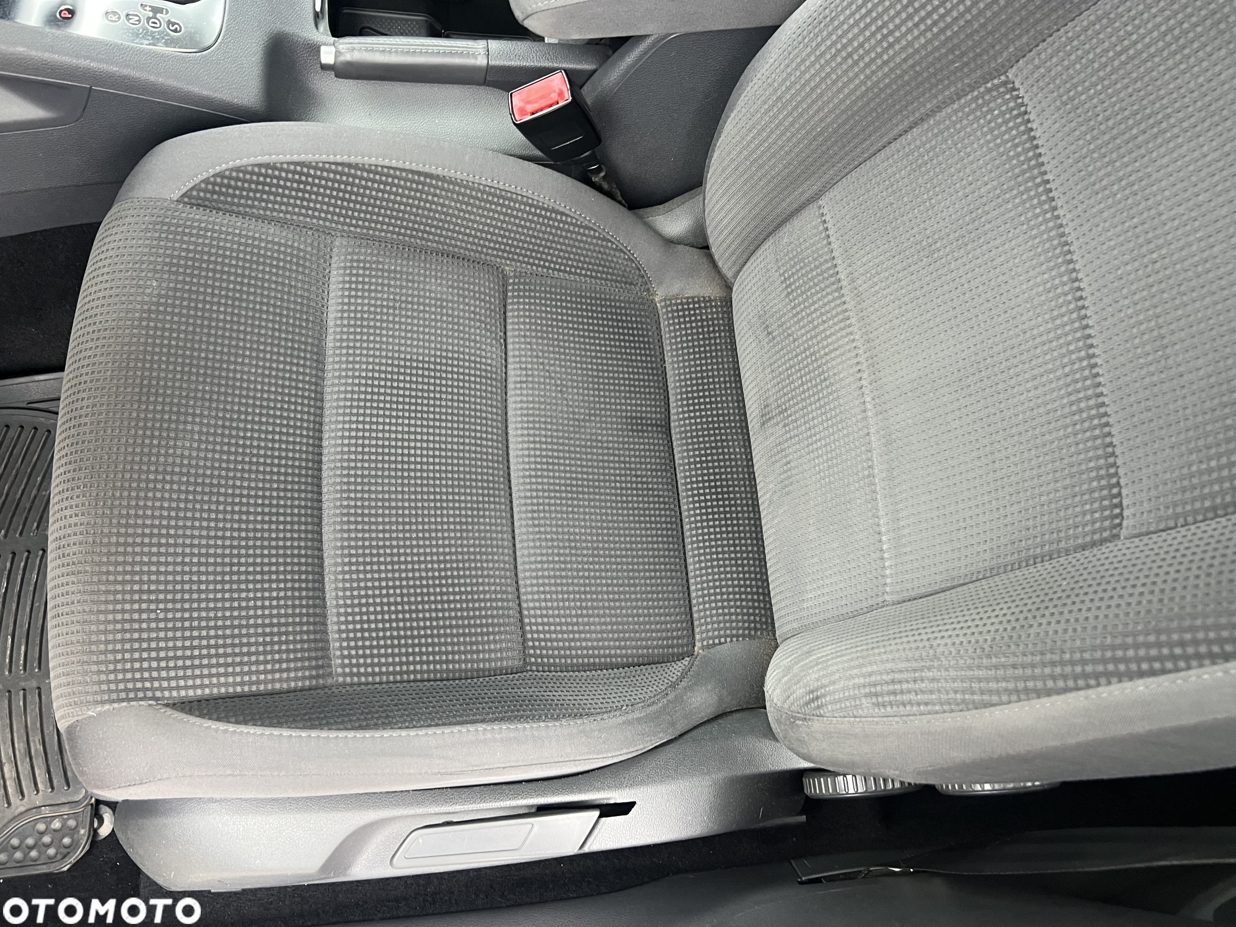 Volkswagen Golf V 1.4 TSI Comfortline DSG - 21