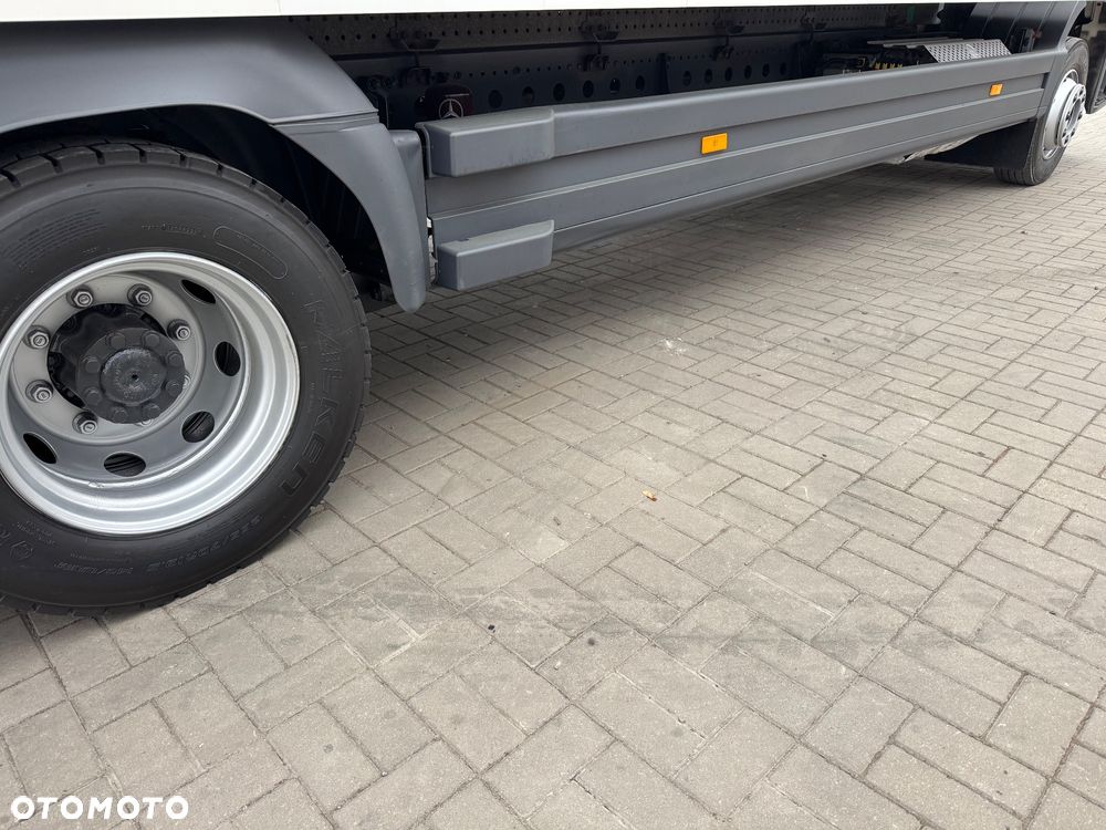Mercedes-Benz ATEGO - 23
