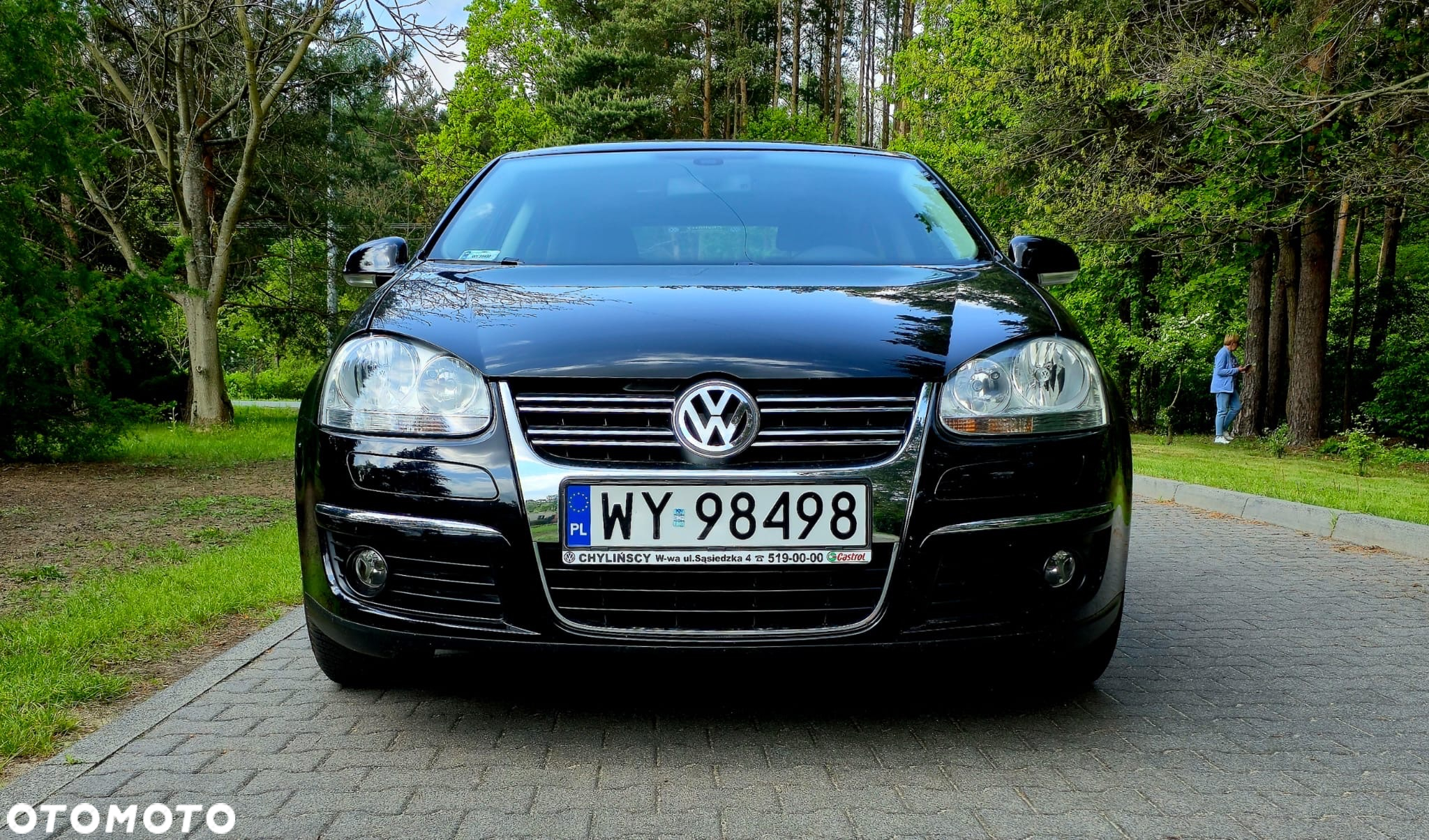 Volkswagen Jetta - 2