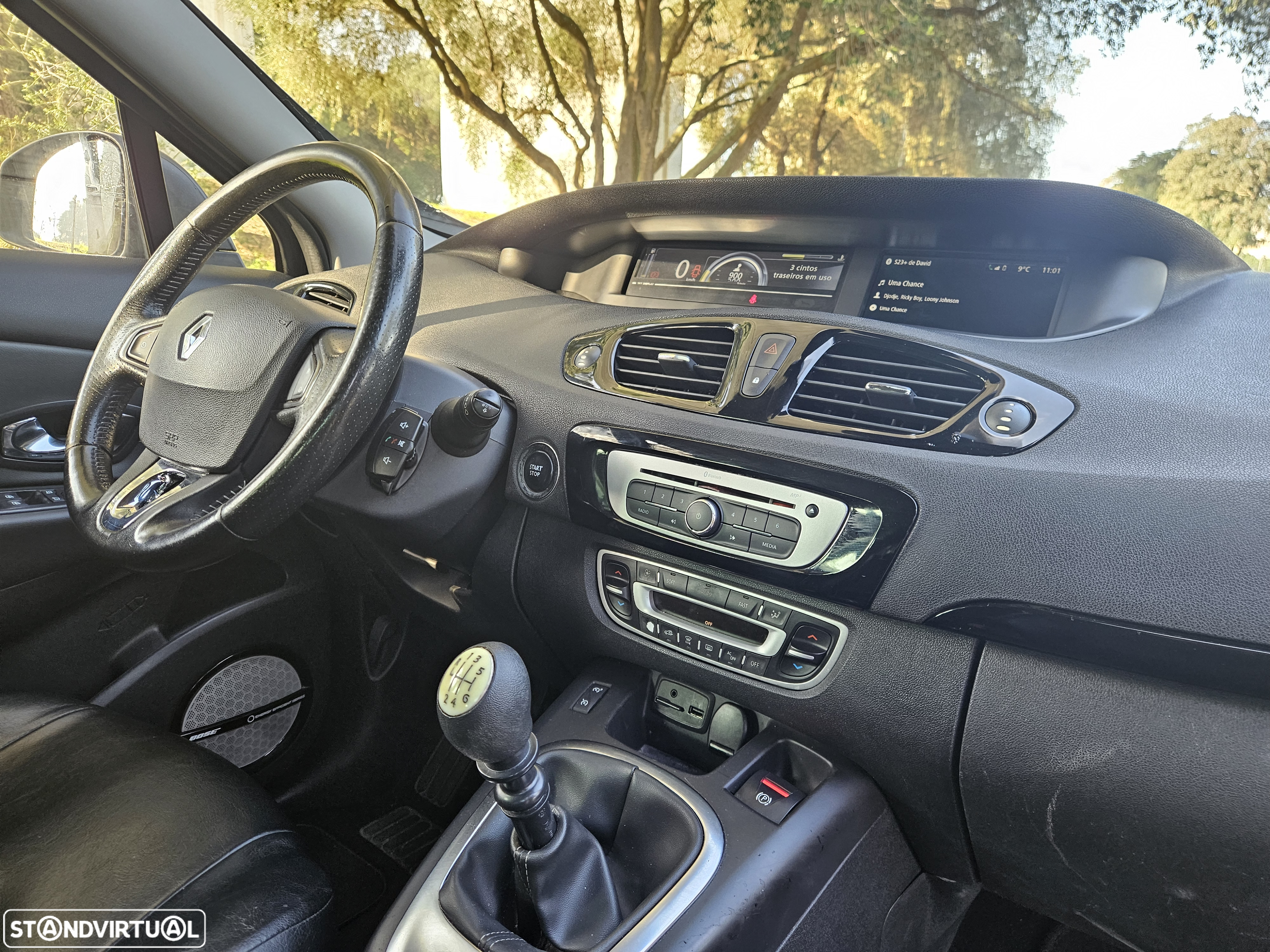 Renault Grand Scénic 1.6 dCi Bose Edition SS - 9