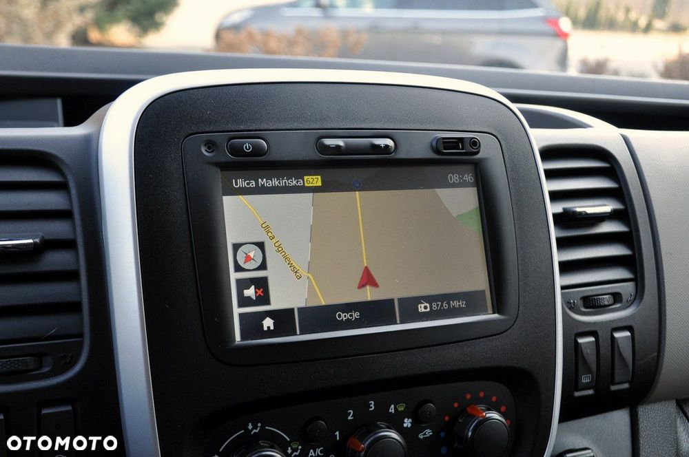 Renault Trafic - 28