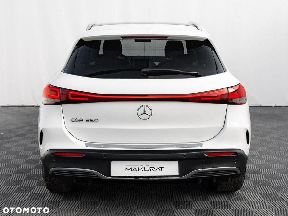 Mercedes-Benz EQA 250 66.5kWh AMG Line - 11
