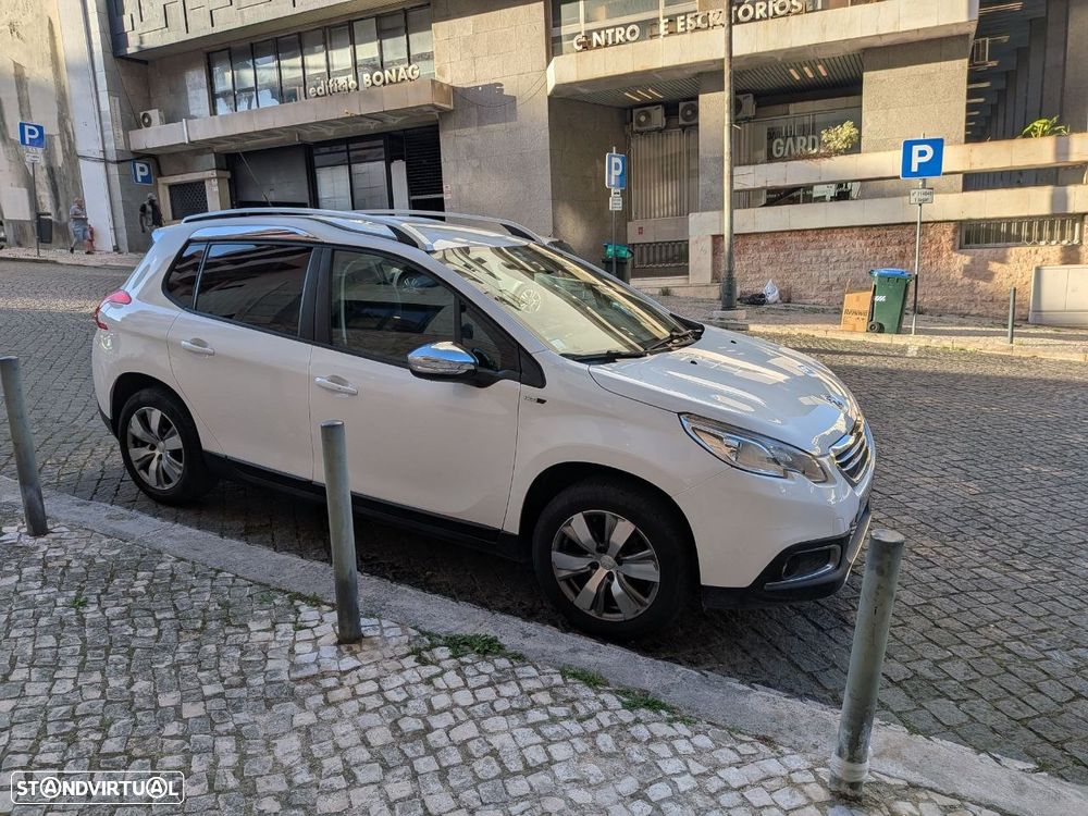 Peugeot 2008 - 4