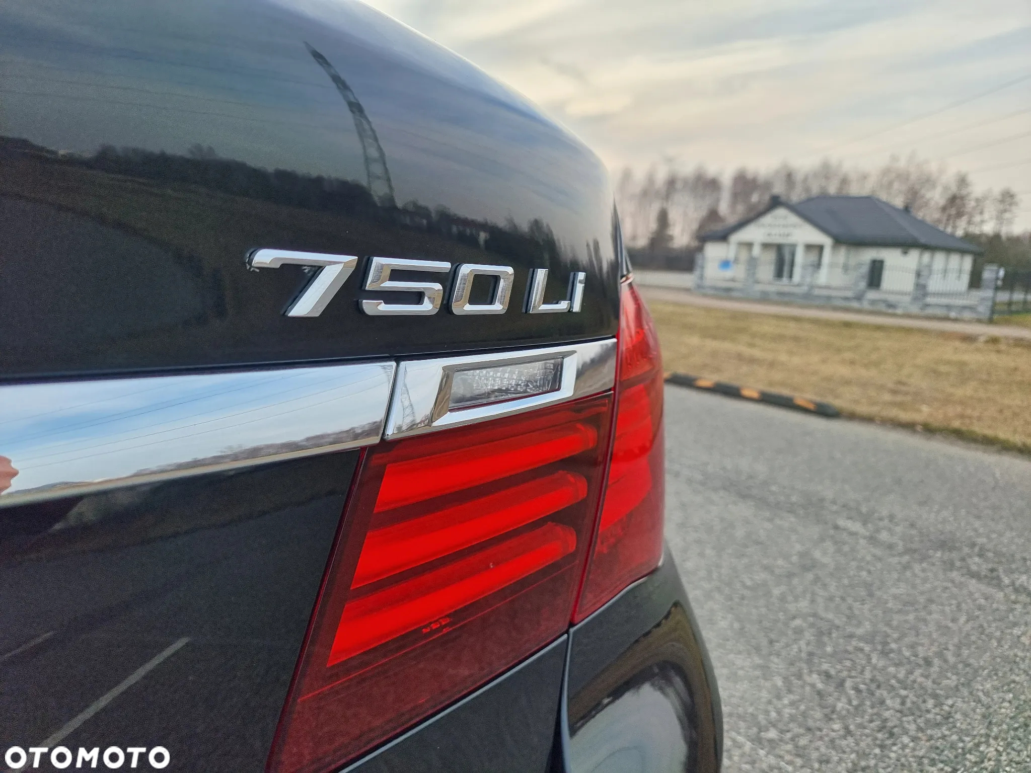 BMW Seria 7 750Li - 9
