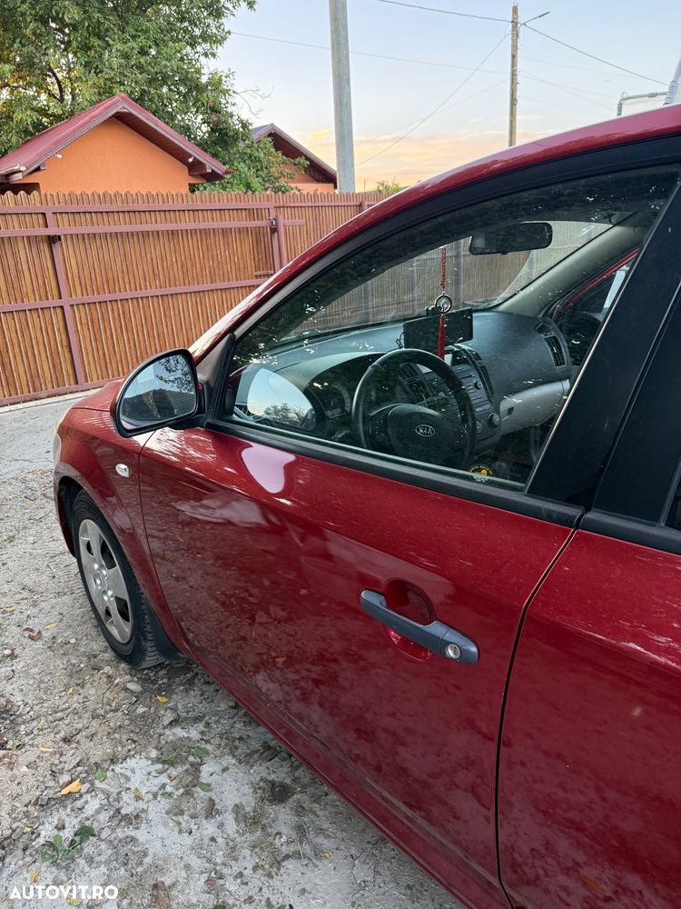 Kia Ceed 1.4 GSL BEST - 17