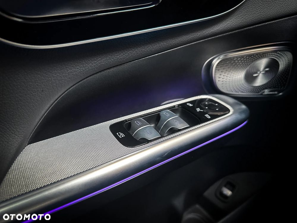 Mercedes-Benz GLC - 26