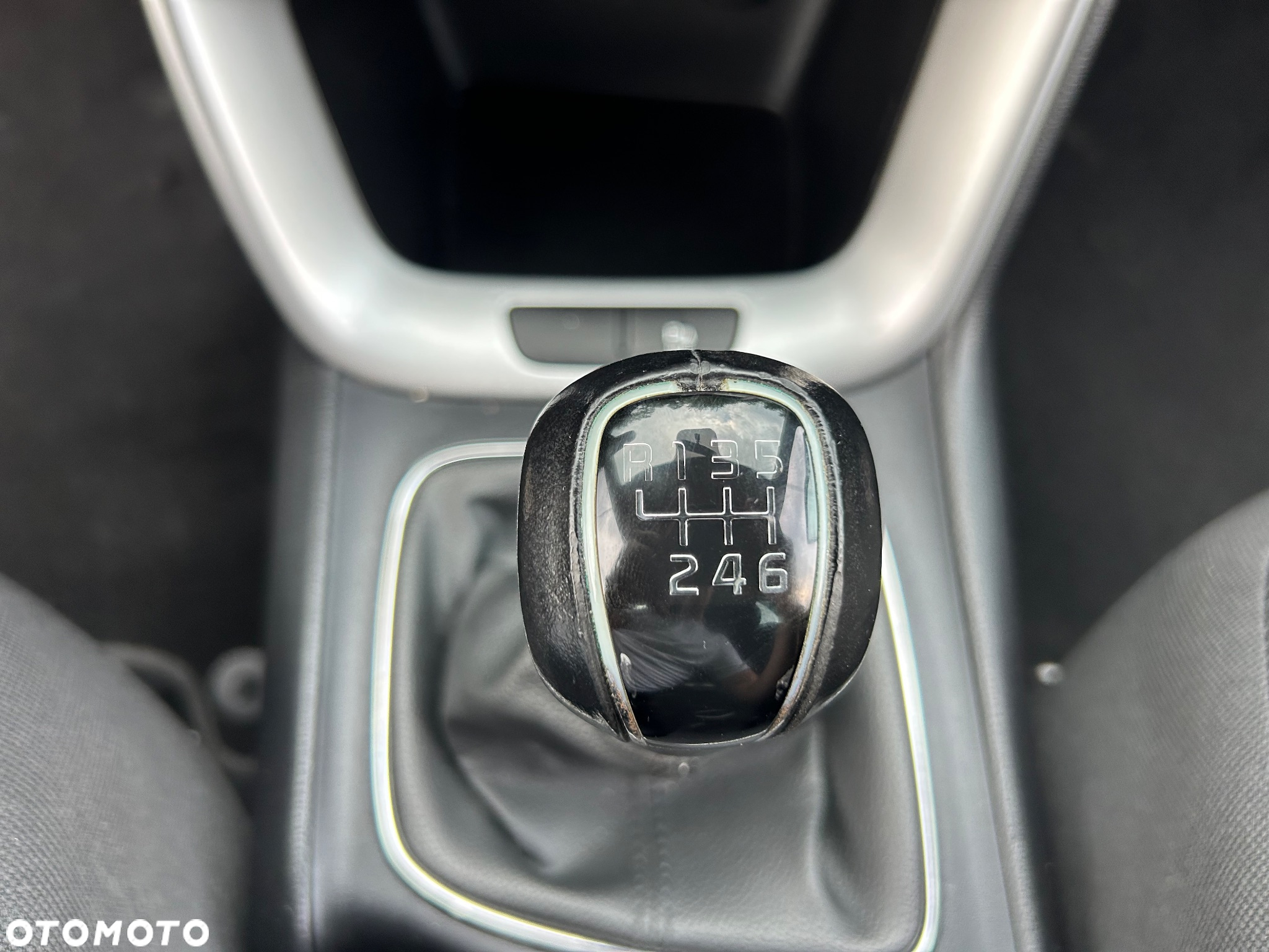 Kia Ceed 1.6 GDI ISG Dream Team Edition - 24