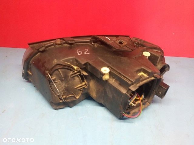 Lampa Audi a3 8p xenon prawy przód - 5