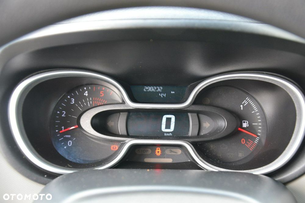 Renault Trafic - 15