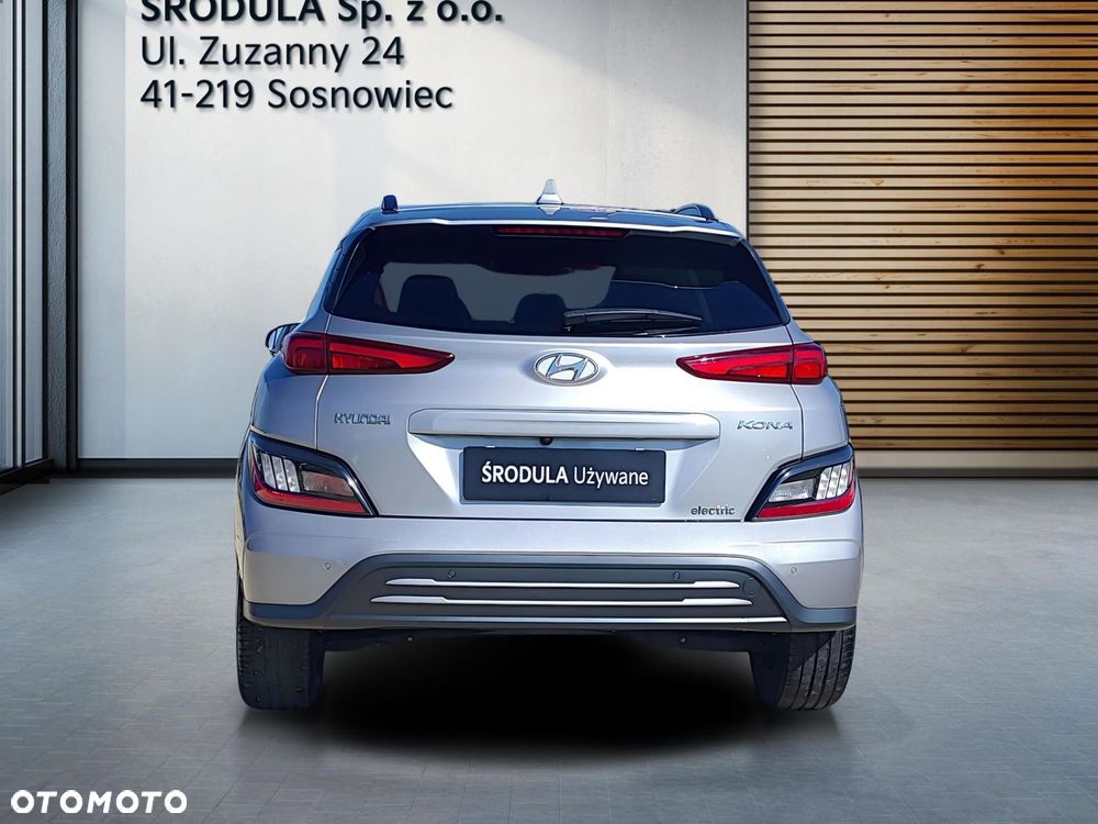 Hyundai Kona - 4