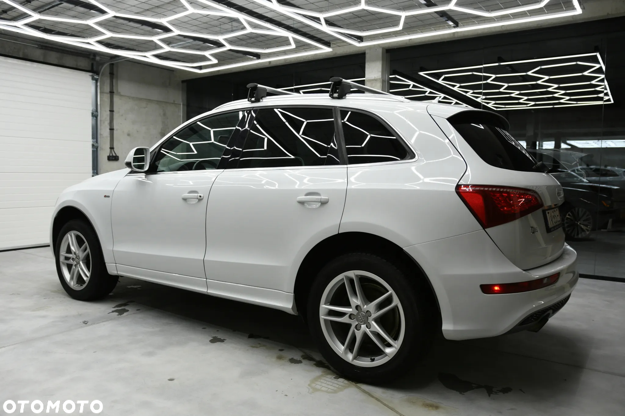 Audi Q5 3.2 FSI Quattro S tronic - 11