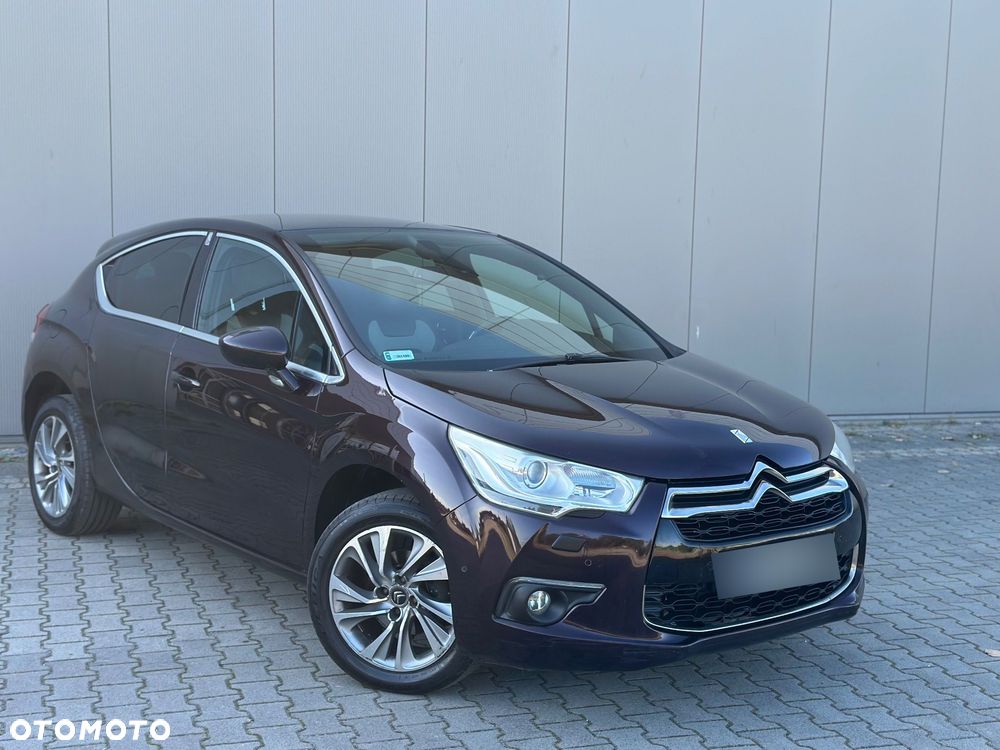 Citroën DS4 1.6 HDi SoChic - 2