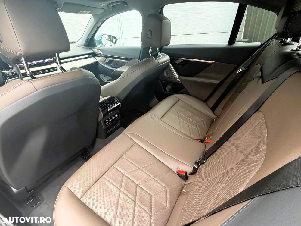 BMW Seria 5 520d xDrive AT MHEV - 17