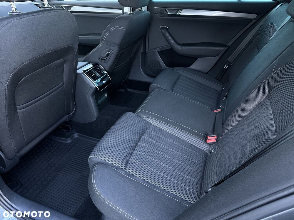 Skoda Superb 1.5 TSI Style DSG - 12