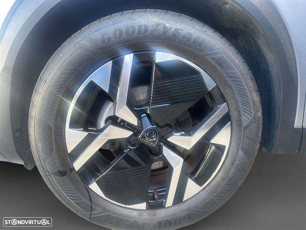Peugeot 2008 1.2 PureTech Allure - 14
