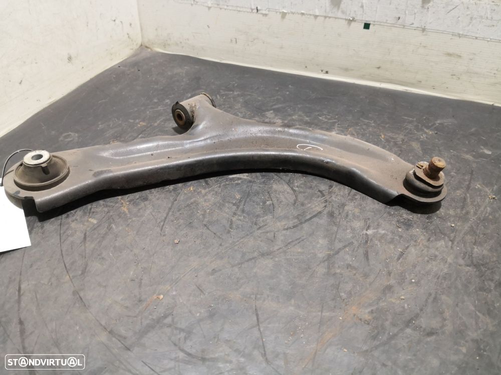 Braço Suspensão Frente Dto Nissan Micra Iii (K12) - 3