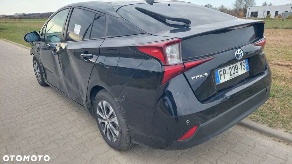 Toyota Prius Hybrid Executive - 3