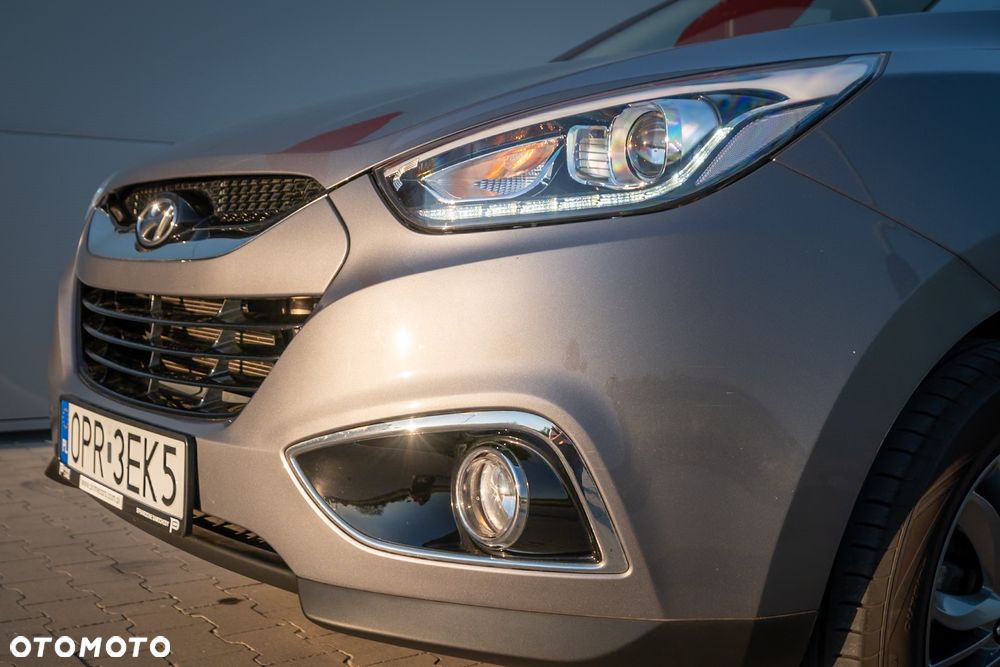 Hyundai ix35 2.0 CRDi 4WD Fifa World Cup Gold Edition - 27