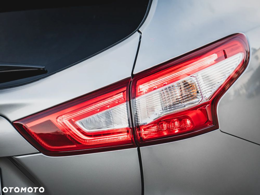 Nissan Qashqai 1.2 DIG-T 360 - 17