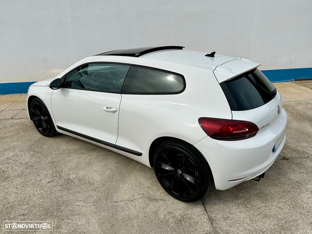 VW Scirocco 2.0 TSI Sport DSG - 10
