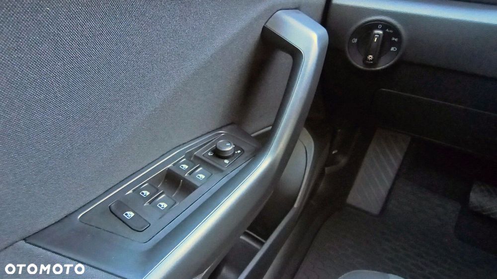 Volkswagen T-Roc - 35