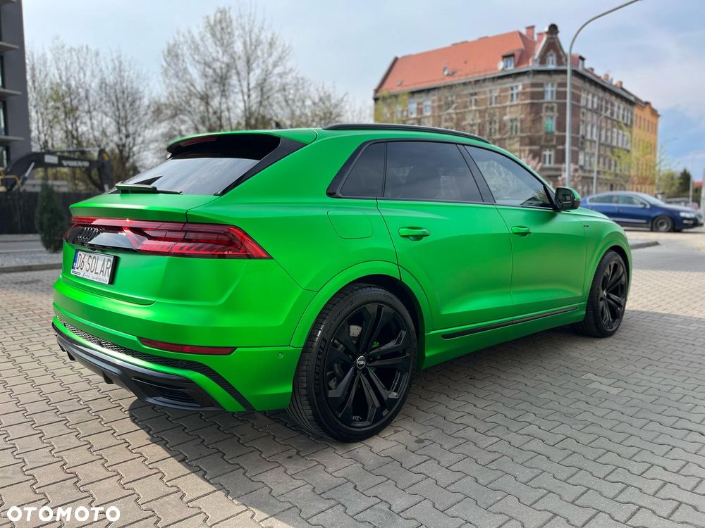Audi Q8 - 11