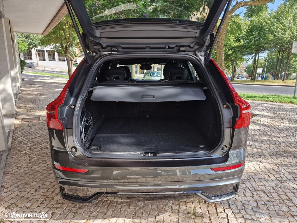 Volvo XC 60 2.0 T6 PHEV R-Design AWD - 16